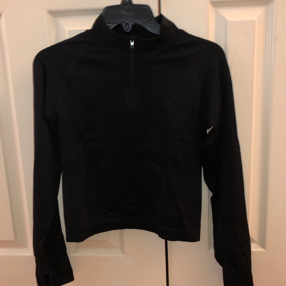 PINK ACTIVE Black Shirt